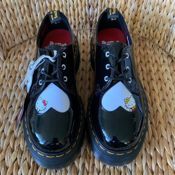 Hello Kitty x Dr Martens 1461 Quad Loafer - Picture 5 of 8